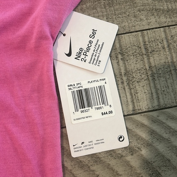 Nike size 4 XS two piece outfit set - Picture 2 of 3